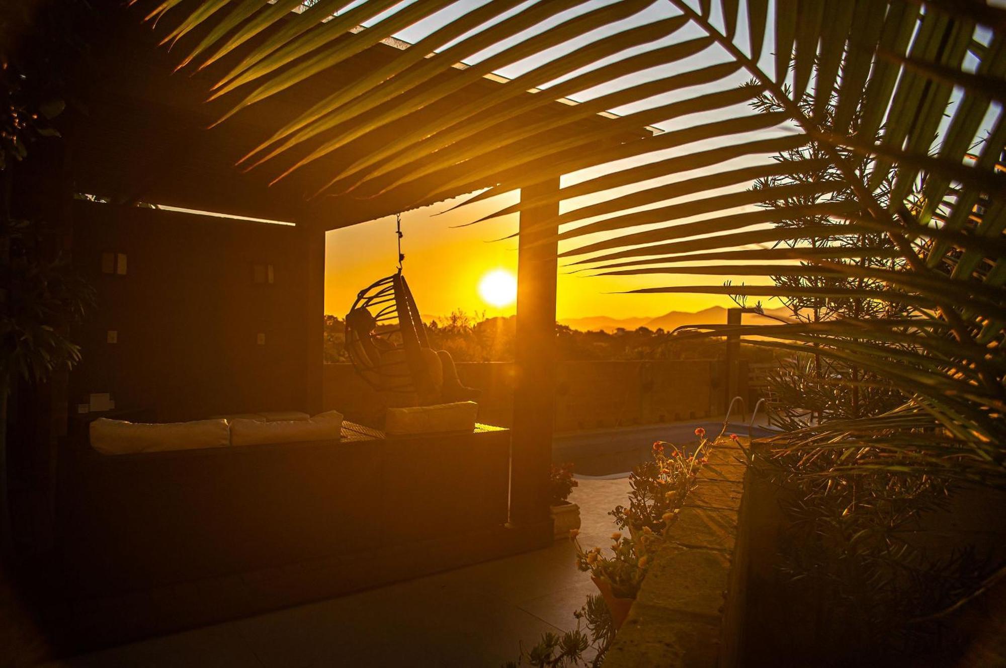 Bangalôs Do Rosa Com Vista Panorâmica - Bangalôs Com Hidromassagem, Lareira E Piscina